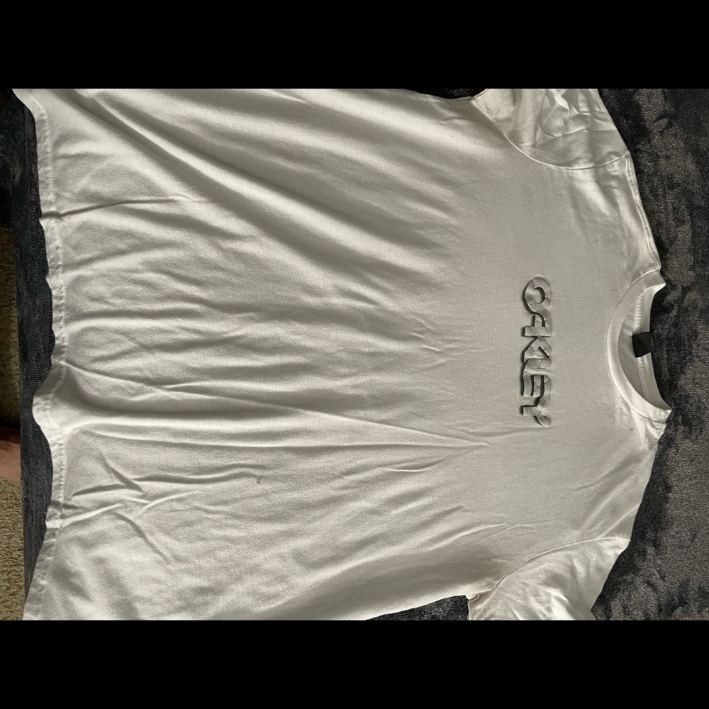 Graphic t shirt